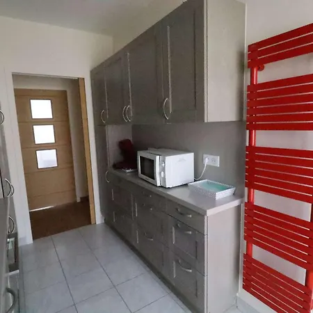 Apartment Familial En Hyper Centre De Royan, 6/8 Pers, Ascenseur - Fr-1-494-180 Royan