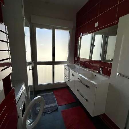 Familial En Hyper Centre De Royan, 6/8 Pers, Ascenseur - Fr-1-494-180 Apartmán *